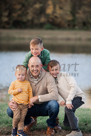carmel-indiana-family-photographer-fall-pond-16
