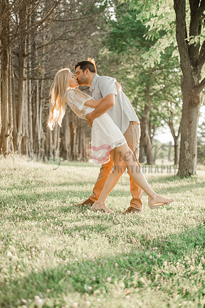 carmel-indiana-catholic-engagement-photographer-summer-coxhall-gardens-32