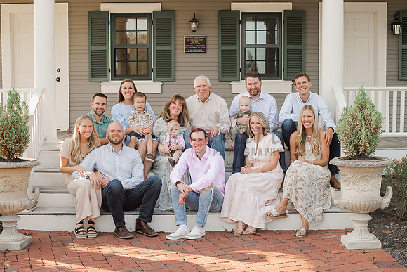 fishers-indiana-family-photographer-summer-ambassador-house-extended-family-multi-generation-2