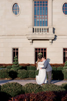 carmel-indiana-engagement-photographer-fall-the-palladium-downtown-carmel-13