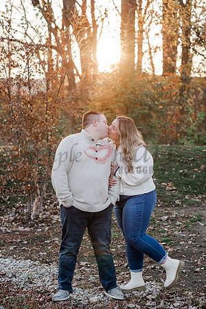carmel-indiana-engagement-photographer-fall-the-palladium-downtown-carmel-21