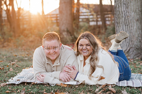 carmel-indiana-engagement-photographer-fall-the-palladium-downtown-carmel-23